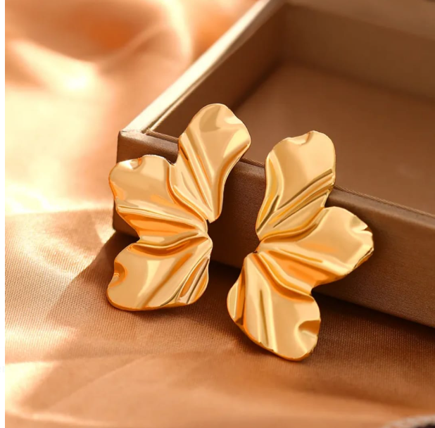 Golden half flower earrings