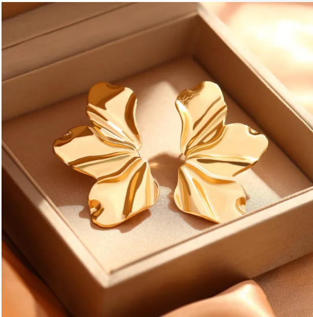 Golden half flower earrings
