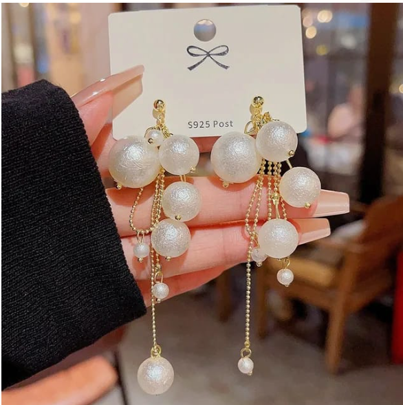 Korean pearlball earrings