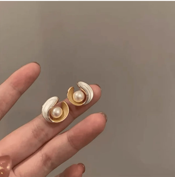 Pearl embrace studs