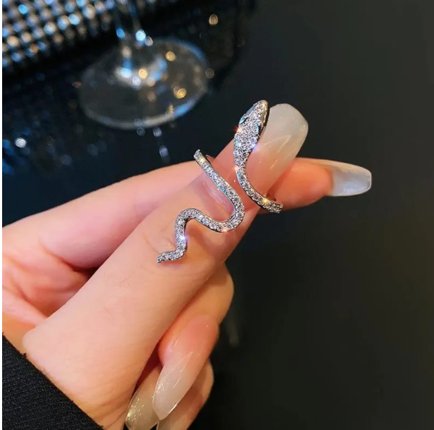 Snake Diamond Ring